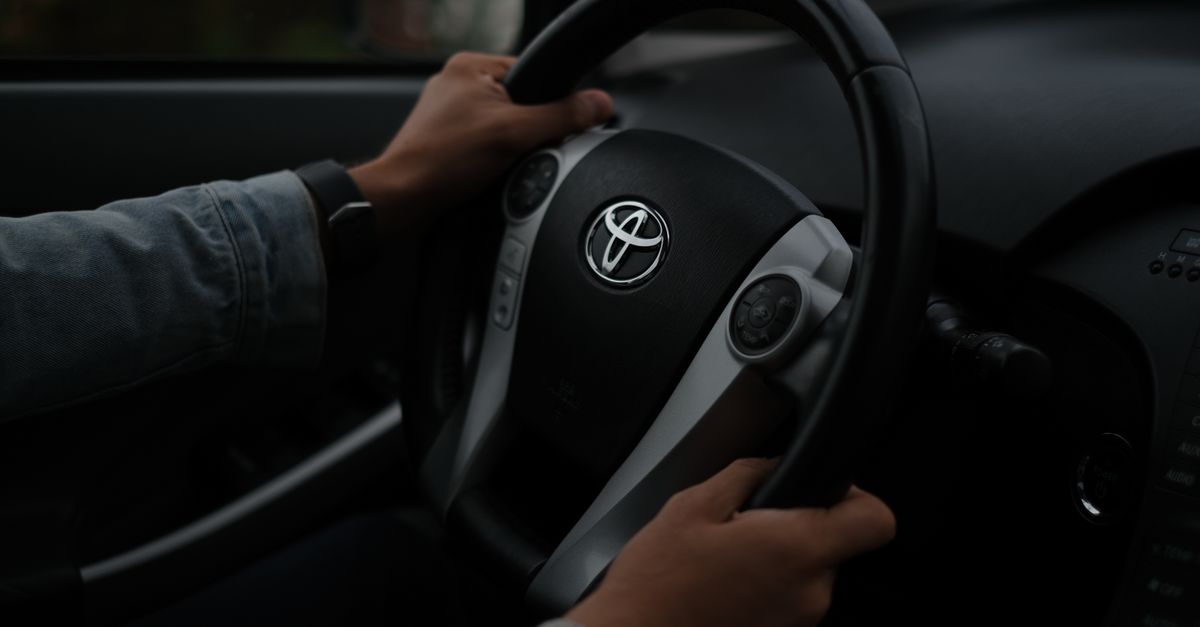 Car Key Replacement Costs by Vehicle Brand in Venice — Venice Locksmith Corp